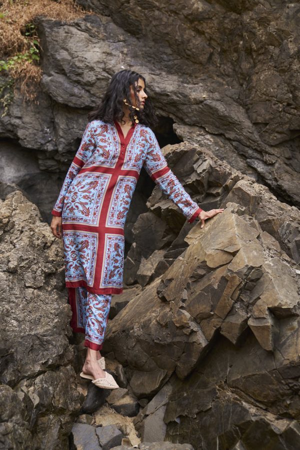 Scarf Printed Longline Shirt