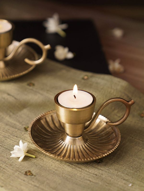 Candle/Tea Light Holder in Brass