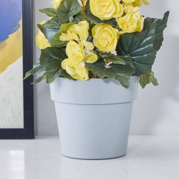 Triangular Planter, Grey