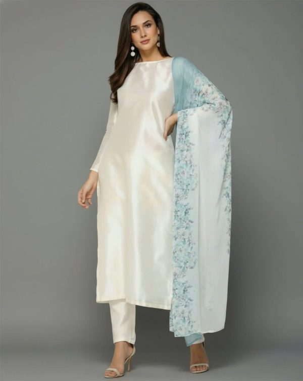 Straight Kurta Suit Set by Nyrika